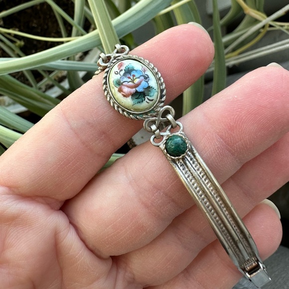 Vintage Russian Enamel Floral Filigree Bracelet - Picture 4 of 5